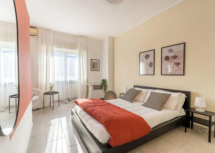 Maison Lumiere, Design 5 Min From Tiburtina Station * רומא
