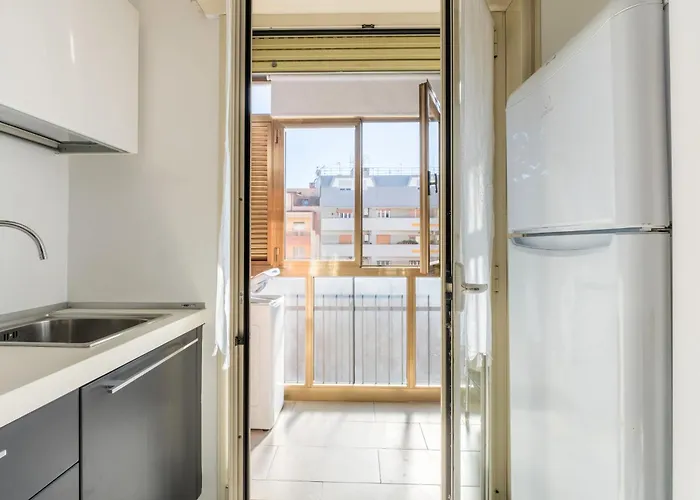 Maison Lumiere, Design 5 Min From Tiburtina Station דירה