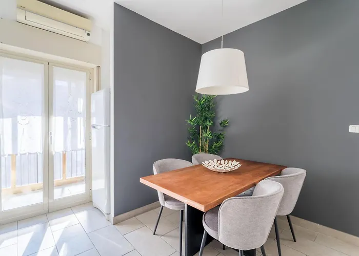 Maison Lumiere, Design 5 Min From Tiburtina Station *